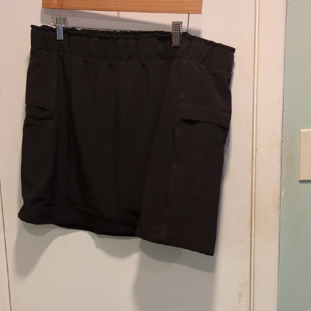 Women's Black Skort XL